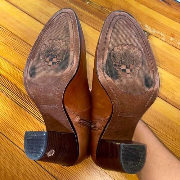 Vince Camuto Franell Leather Booties - Picture 5 of 7